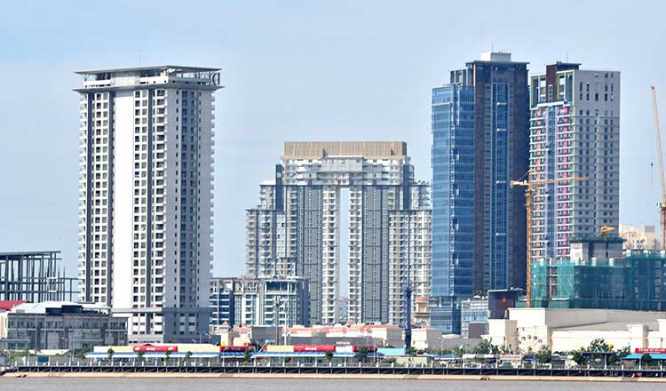 Experts urge Cambodia to bolster economic resilience as LDC exit nears